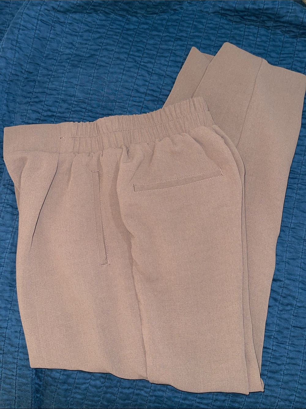 NWOT Brown Crepe Tapered High Rise Cropped Ankle Pull On Work Pants